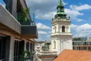 Emerald Hotel, Budapest