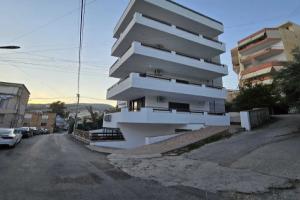 Lazy Roo Hostel Saranda, Sarande