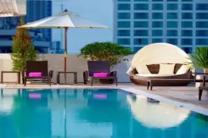 PARKROYAL Suites Bangkok Hotel, Bangkok