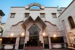 Rajhans Hotel, Mumbai