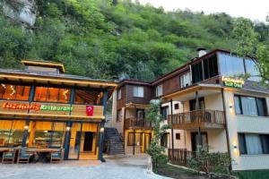 Lazmaris Süit Hotel, Camlihemsin