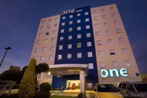 One Querétaro Plaza Galerías Hotel, Queretaro