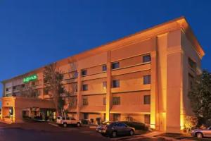 La Quinta Inn & Suites by Wyndham West Bartlett, El Paso