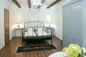Anita Home Apartments, Gyenesdias