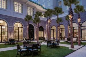 Embassy Suites by Hilton Charleston Harbor Mt. Pleasant, Charleston