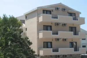 Apartments Srzentic, Petrovac