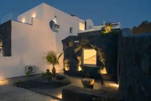 Griseo Villas, Karterados