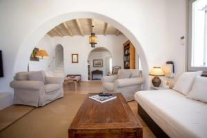 Baroness in Mykonos With 5 Bedrooms and 4 5 Bathrooms, Mykonos City