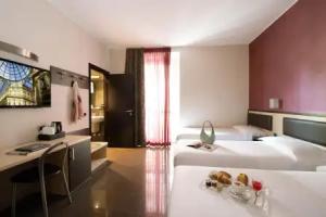 Hotel Five, Milan