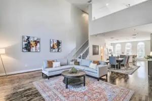 3-story Townhome: 1 Mi to Minute Maid Park Apartments, Houston