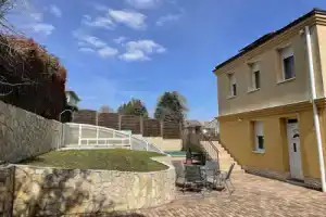 Garda apartman, Heviz