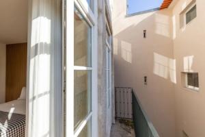 YOUROPO - Flores Apartments, Porto