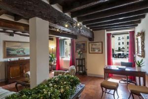 B&B Arena di Lucca, Lucca