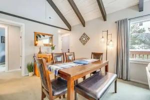 Cozy Condo w/ Balcony + Fireplace! Apartments, Estes Park