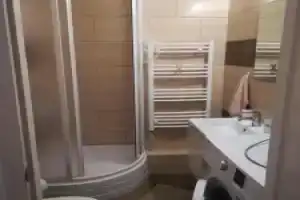 Var Apartman, Miskolctapolca