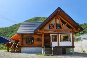 UCHI North Log Cabin Hotel, Otaru