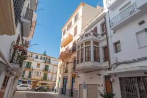 Es Palauet Brandnew one suite apartment in Ibiza center, Playa d'en Bossa