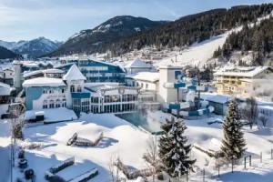 Schlosshotel Lacknerhof, Flachau
