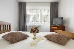 Apartments on Zhukovsky street 10, Kislovodsk