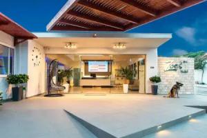 Zoes Hotel, Faliraki