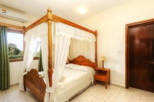 Room in Apartment - One Bedroom Apartment - Just 800 m From the Beach, Polis Chrysochous