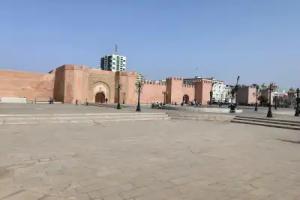 Charming Cozy Apartment - Center - Free parking & AirC & Fiber internet, Rabat