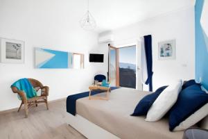Mar Sunset Relax Apartments, Meta