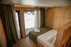 Glamping Oi-Qaragai, Besqaynar