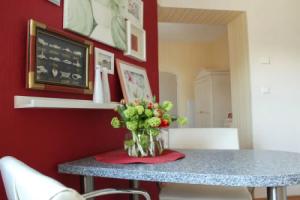 Welcoming Apartment in Warnemünde near Sea Beach, Warnemunde