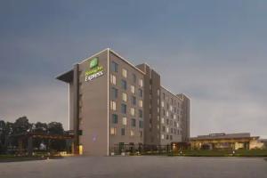 Holiday Inn Express Kolkata Airport by IHG, Kolkata