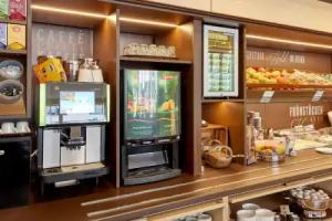 B&B HOTEL Saarbrücken-Hbf, Saarbrucken