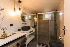 Mpali Bay View And Beach Front Apt Crete Apartments, Balion