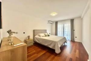 Sunny Bay Apartments, Budva