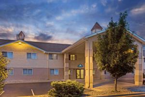 Days Inn by Wyndham Colorado Springs Airport, Colorado Springs