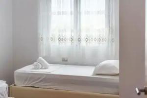 Hometown Apartment 1 Spacious 3BR, Gjirokaster