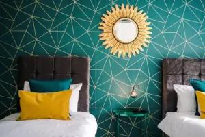 5 Bed House by MCR Dens, Manchester