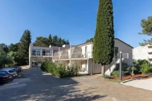 Hotel Emaus, Novigrad