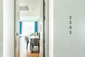 Unit 2303 Beachfront Pool-facing + Sea View Apartments, Layan Beach