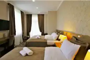 Luxury 5 Rooms ApartHotel in Center, Tbilisi