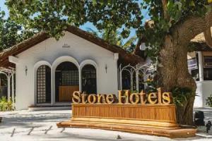 Stone Hotel, Thulusdhoo