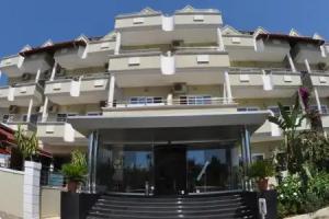 Candan Apart, Marmaris