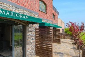 Marjoram Hotel, Sile