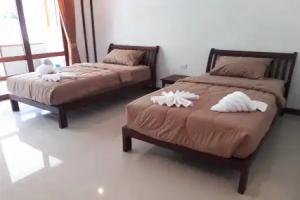 JP Place, Lanta Island