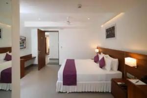 Lilac Hotel 5th Block, Bengaluru