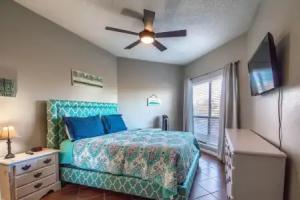 Inverness Condos #302 by RedAwning Apartments, New Braunfels