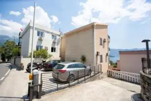 The Blue Apartments, Budva