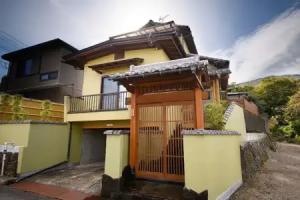 Taketori Roten Tourist base, Beppu