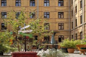 Gwuni Mopera, Leipzig