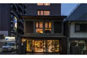 Kyoto Shinmachi Rokkaku Hotel Grandereverie, Kyoto