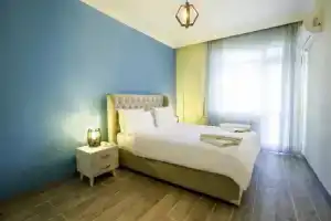 Central and Comfy Flat With Balcony in Muratpasa Apartments, Antalya